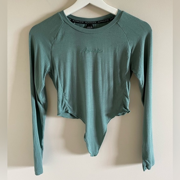 Alphalete Aspire Signature Green Long Sleeve Size Small - Picture 2 of 5
